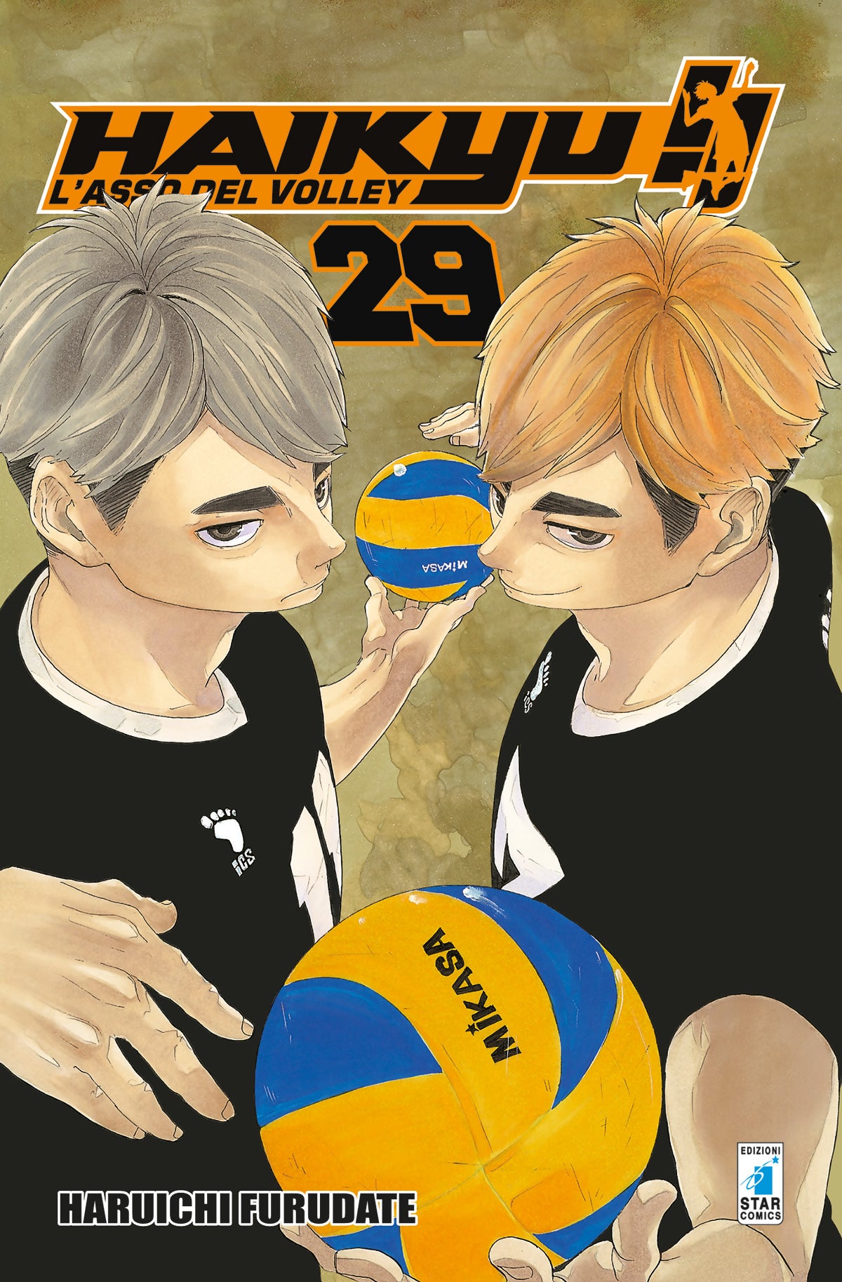 Copertina del manga Haikyu!! Vol. 29 edito da Star Comics. In primo piano sono raffigurati i gemelli Miya del Liceo Inarizaki: Atsumu (a sinistra con capelli grigi) e Osamu (a destra con capelli biondo-arancio). Entrambi indossano la divisa nera e guardano verso il centro della copertina dove, tra le loro mani, è sospeso un pallone da pallavolo giallo e blu marchiato "Mikasa". In alto risalta il numero 29 in nero.
