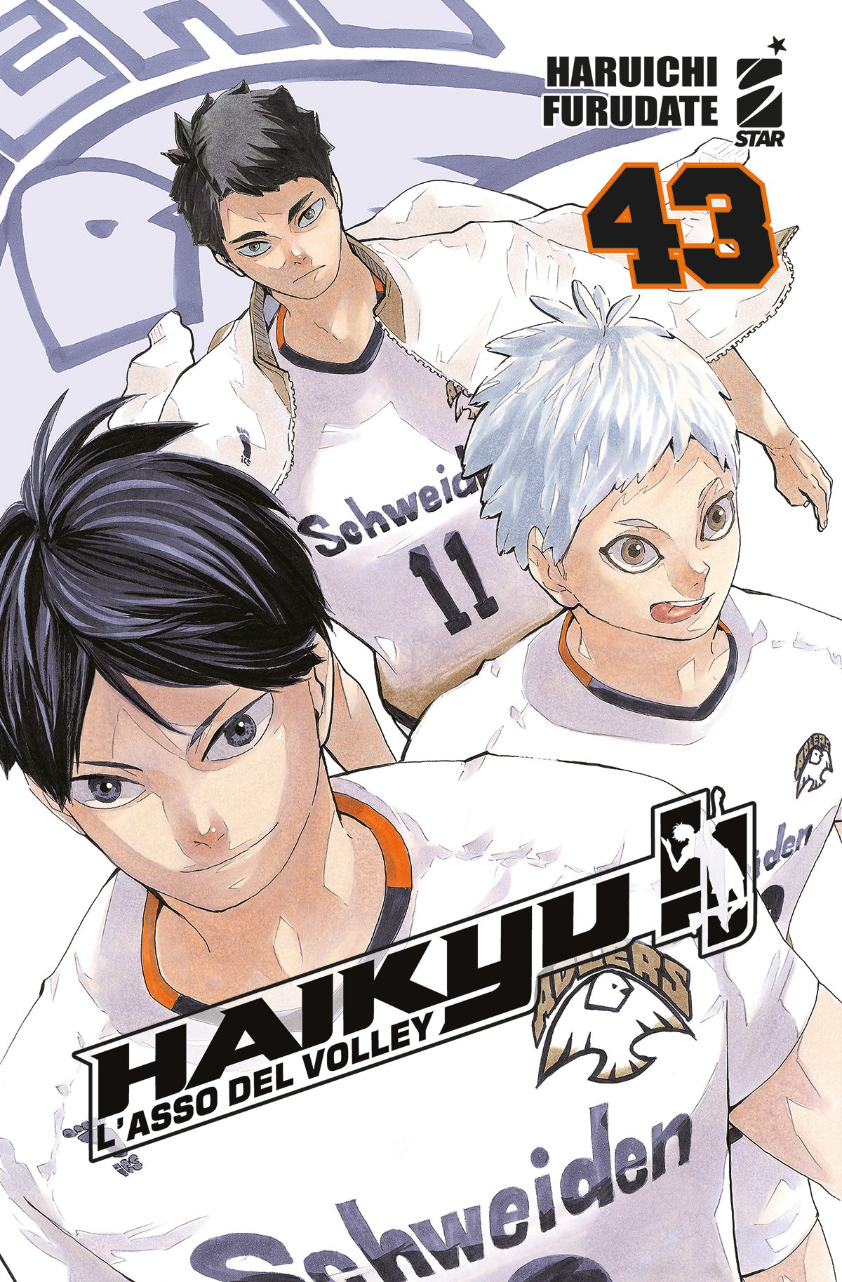 Copertina del manga Haikyu!! Vol. 43 edito da Star Comics. In primo piano spicca Tobio Kageyama con la nuova divisa bianca della squadra professionistica "Schweiden Adlers", caratterizzata da un logo con un'aquila. Accanto a lui appare Korai Hoshiumi, anche lui in maglia bianca, e un altro compagno di squadra. Il numero 43 risalta in arancione e nero sulla destra.