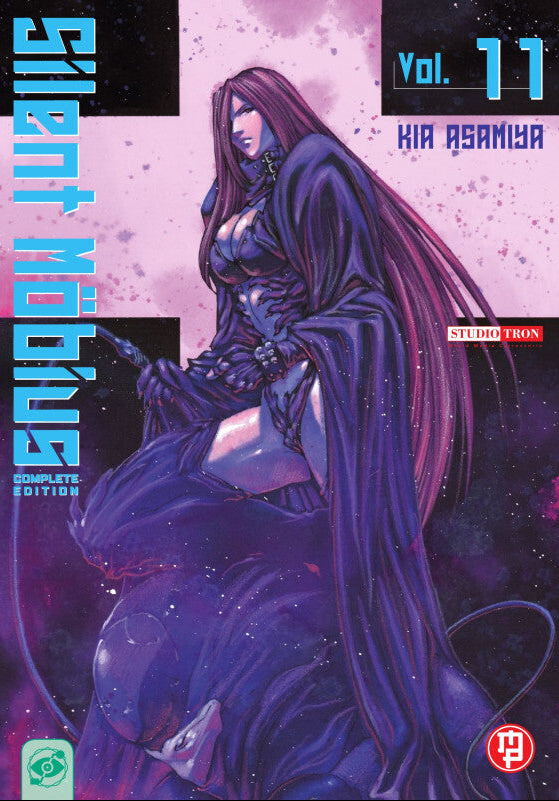 Copertina dell'undicesimo volume in italiano del manga sci-fi 'Silent Mobius' di Kia Asamiya, edito da Magic Press. L'illustrazione, dominata da intense tonalità di viola, rosa e nero, mostra una figura femminile slanciata dai lunghi capelli fluenti e dall'elegante abito scuro in una posa drammatica.