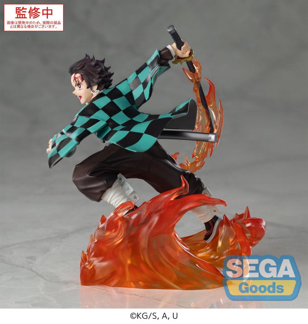 Acquista la figura da collezione di Tanjiro Kamado della linea Xrosslink (Demon Slayer). Un diorama dinamico con spettacolari effetti di fuoco semitrasparenti!
