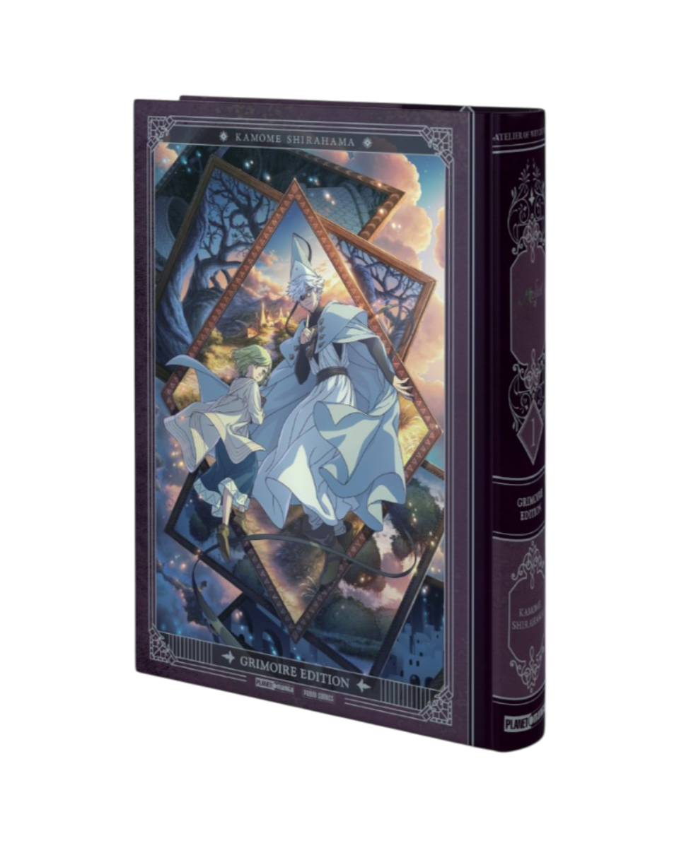 Copertina premium dell'Atelier of Witch Hat Grimoire Edition Vol. 1 Instant Variant, edizione cartonata in similpelle con dettagli magici e logo Crunchyroll.