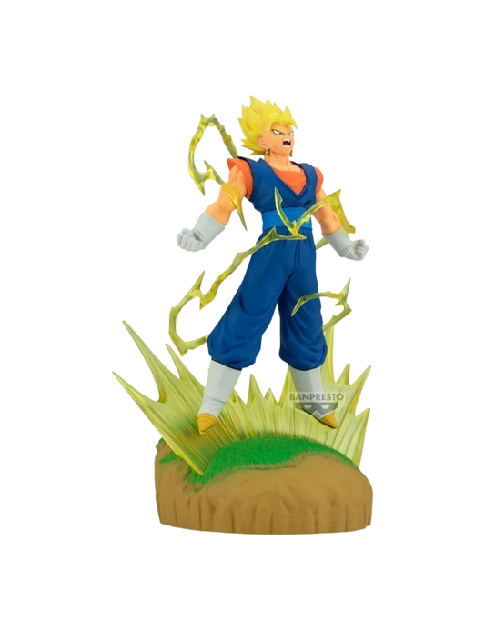 Figure di Vegito Super Saiyan di Dragon Ball Z in posa fiera, fluttuante su una base rocciosa circondato da effetti di aura e fulmini in plastica gialla traslucida.