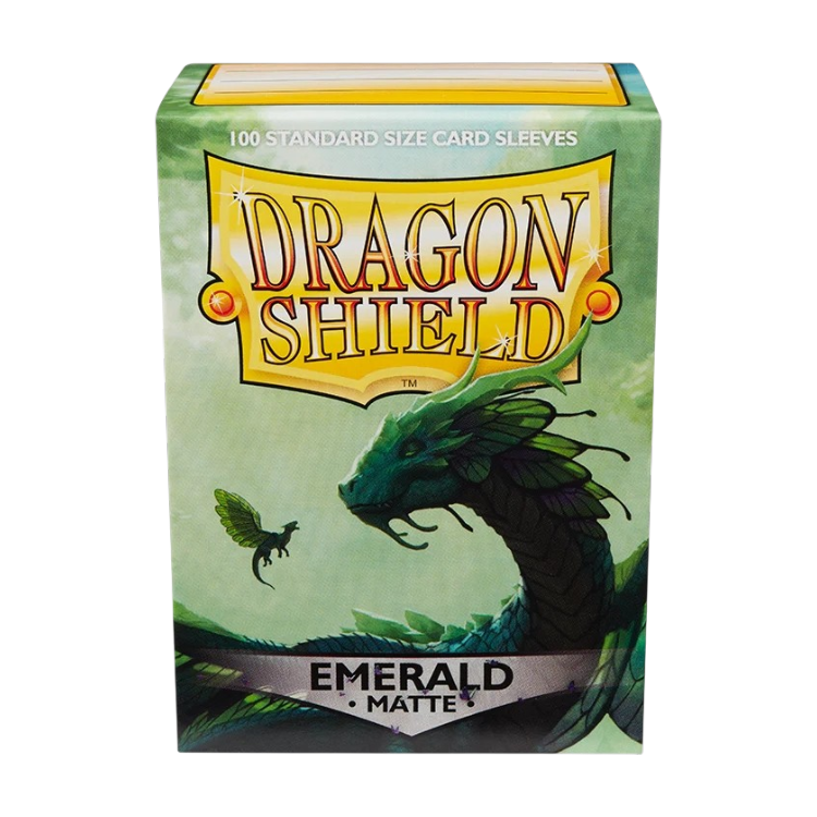 Scatola delle bustine protettive Dragon Shield Matte Emerald da 100 pezzi. Sulla confezione è illustrato un maestoso drago verde smeraldo che osserva una piccola creatura alata.