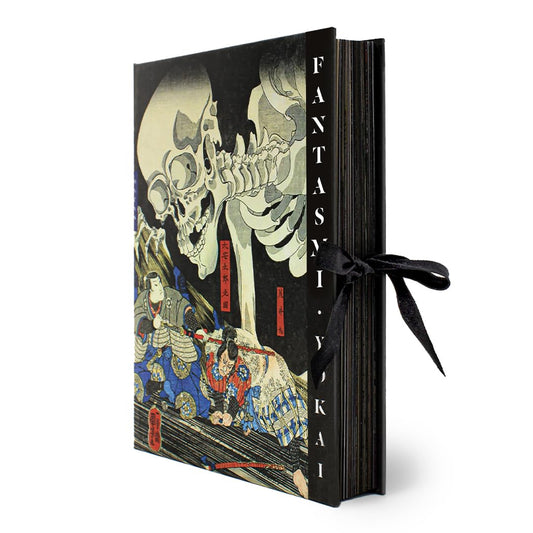 Fantasmi – Yokai edito da L’Ippocampo, volume illustrato dedicato agli yūrei e alle leggende spettrali del Giappone tradizionale.
