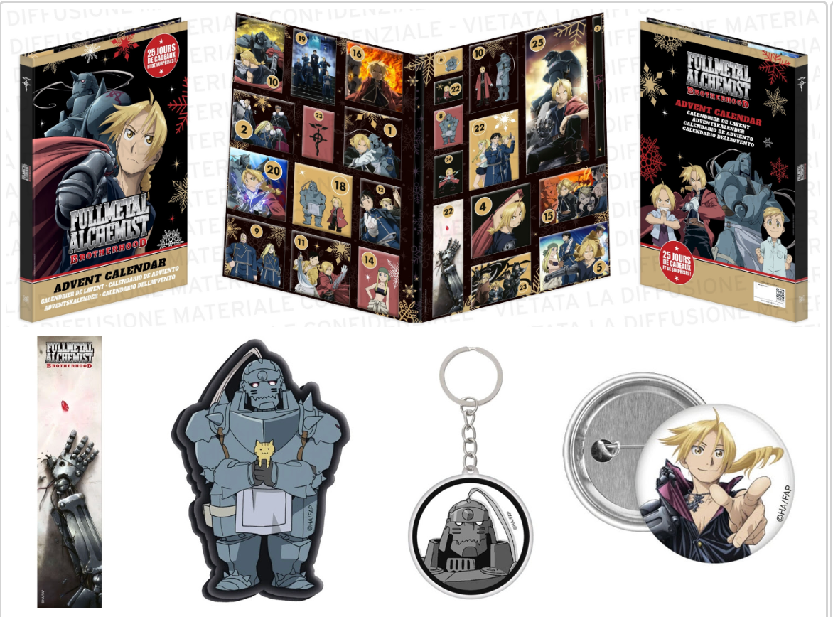 Calendario dell'Avvento 2025 di Fullmetal Alchemist (FMA) con illustrazioni dei fratelli Edward e Alphonse Elric e gli oggetti da collezione che contiene (spillette, standee).