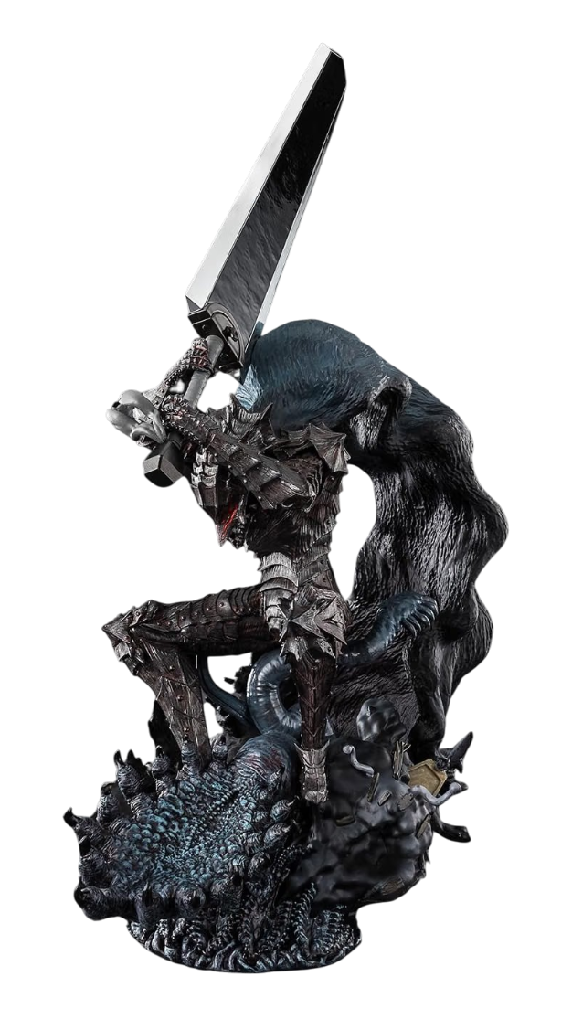Statua da collezione di Guts (Gatsu) in Armatura del Berserk della linea Figuarts ZERO Metallic Touch prodotta da Bandai Tamashii Nations su sfondo bianco. L'illustrazione ritrae Guts piegato sopra una base ricca di dettagli mostruosi mentre impugna a due mani la gigantesca spada Ammazzadraghi in posa d'attacco, avvolto da un lungo mantello nero dinamico con l'elmo illuminato da un occhio rosso.