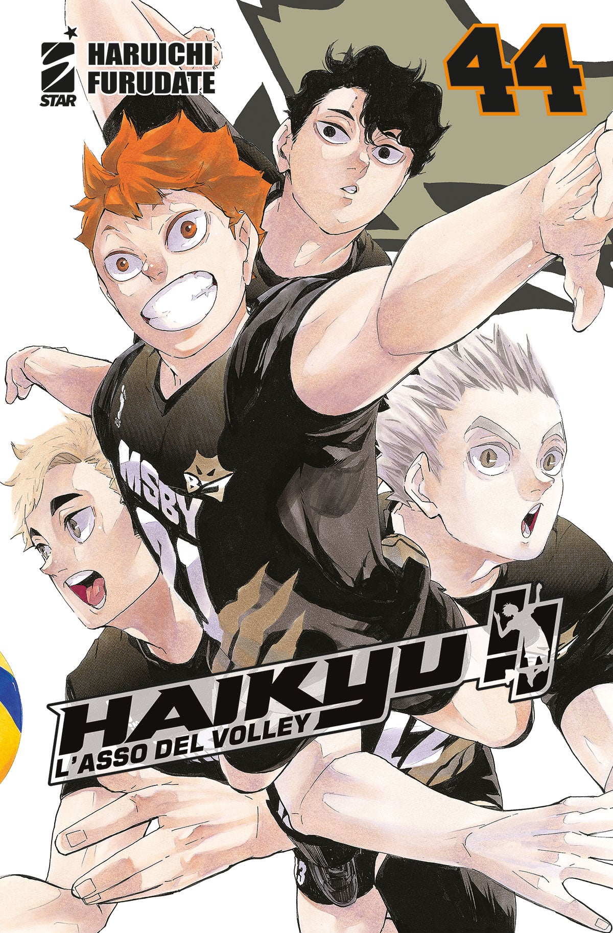 Copertina del manga Haikyu!! L'asso del volley Vol. 44. Un'illustrazione di gruppo estremamente dinamica mostra quattro agguerriti giocatori della squadra MSBY Black Jackal in azione, con indosso la loro elegante divisa nera arricchita da dettagli oro. In primissimo piano spicca Hinata, con i suoi immancabili capelli arancioni e un sorriso carico di entusiasmo agonistico. Dietro di lui appaiono i talentuosi compagni di squadra (Sakusa, Atsumu e Bokuto), colti in pose plastiche e con sguardi concentrati sull