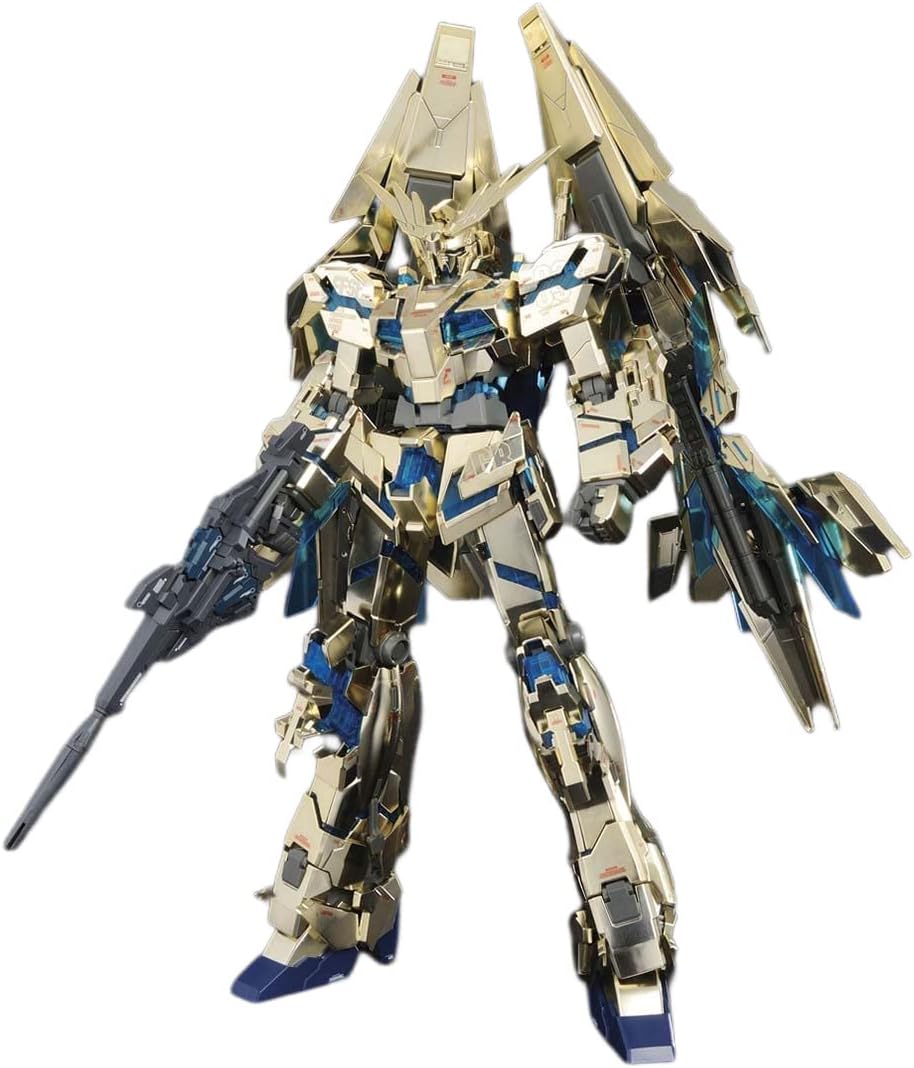 Il model kit assemblato dell'HG Unicorn Gundam 03 Phenex (Narrative Ver.) in Destroy Mode, con la sua armatura dorata lucente, il Psycho-Frame blu e i due Armed Armor DE simili a code sulla schiena.