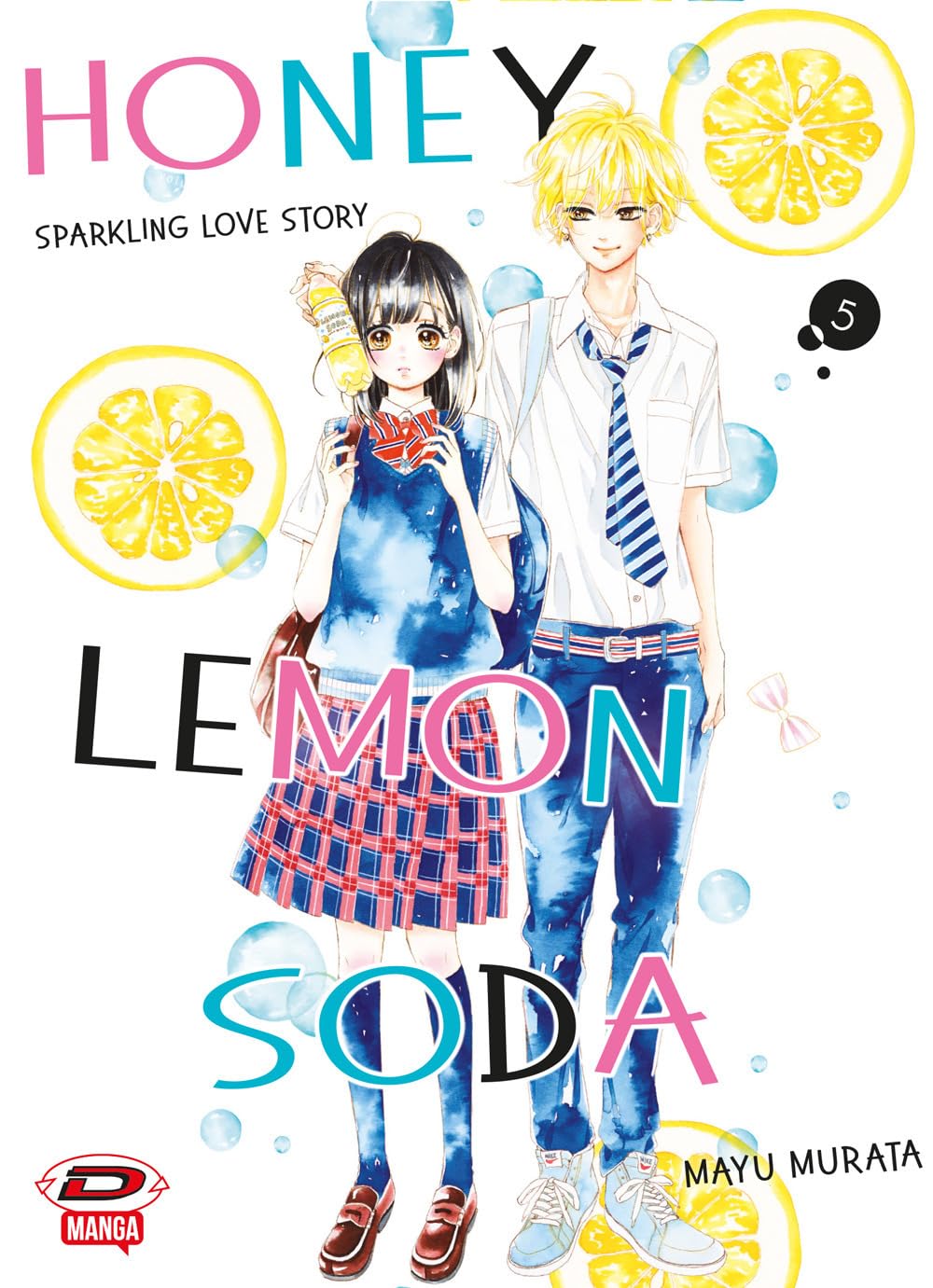 Copertina del quinto volume in italiano del manga 'Honey Lemon Soda' di Mayu Murata, edito da Dynit Manga. L'illustrazione su uno sfondo bianco decorato con bolle e fette di limone ritrae i due protagonisti in uniforme scolastica: a sinistra Uka Ishimori con capelli scuri, gilet blu e gonnellino a pieghe scozzese rosso mentre tiene in mano una bottiglietta di soda al limone, e a destra Kai Miura con capelli biondi luminosi, camicia bianca e cravatta a righe blu, sormontati dal titolo HONEY LEMON SODA a lett