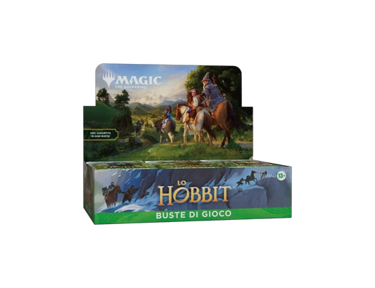 Display Box da 30 Buste di Gioco in lingua italiana dell'espansione Magic: The Gathering - Lo Hobbit prodotta da Wizards of the Coast. La confezione mostra sul coperchio rialzato un'illustrazione di Gandalf e Bilbo Baggins a cavallo nella Terra di Mezzo, con la dicitura Buste di Gioco, l'indicazione Italiano e il bollino Foil garantita in ogni busta!