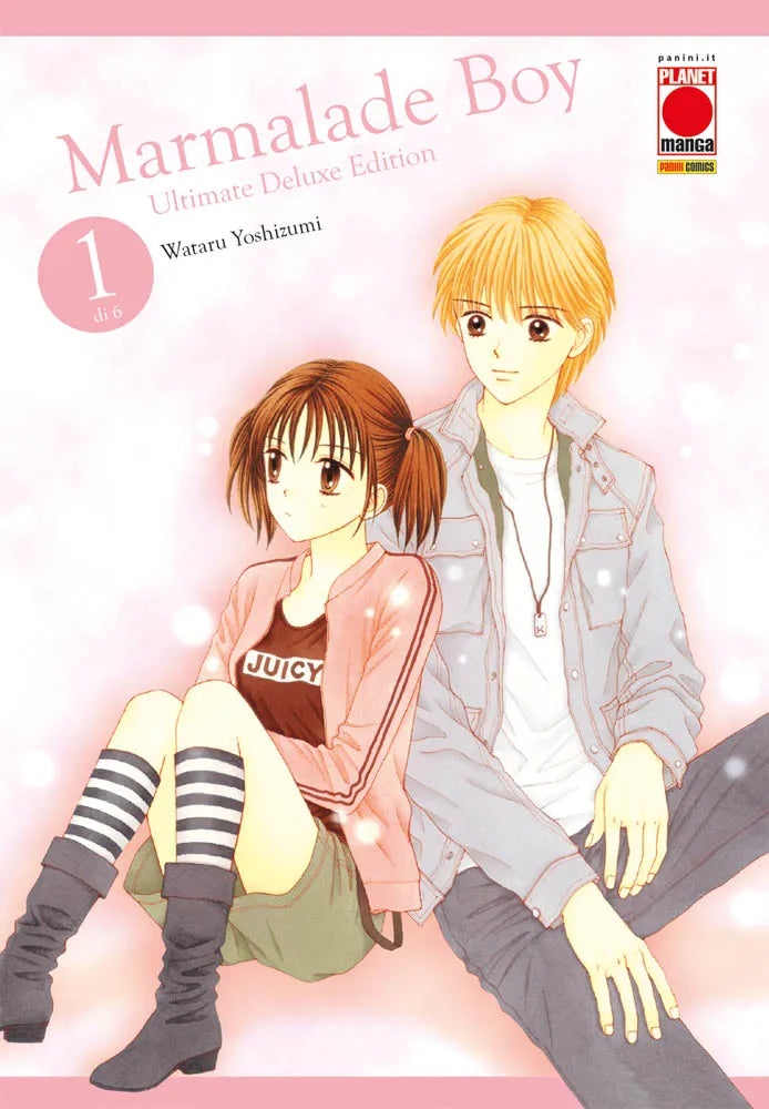 Copertina del primo volume del manga 'Marmalade Boy Ultimate Deluxe Edition' di Wataru Yoshizumi, edito da Panini Planet Manga. L'illustrazione ritrae Miki con giacca rosa e codine seduta accanto a Yu dai capelli biondi in giacca di jeans su uno sfondo rosa con riflessi di luce, sormontati dal titolo e dalla dicitura '1 di 6'.