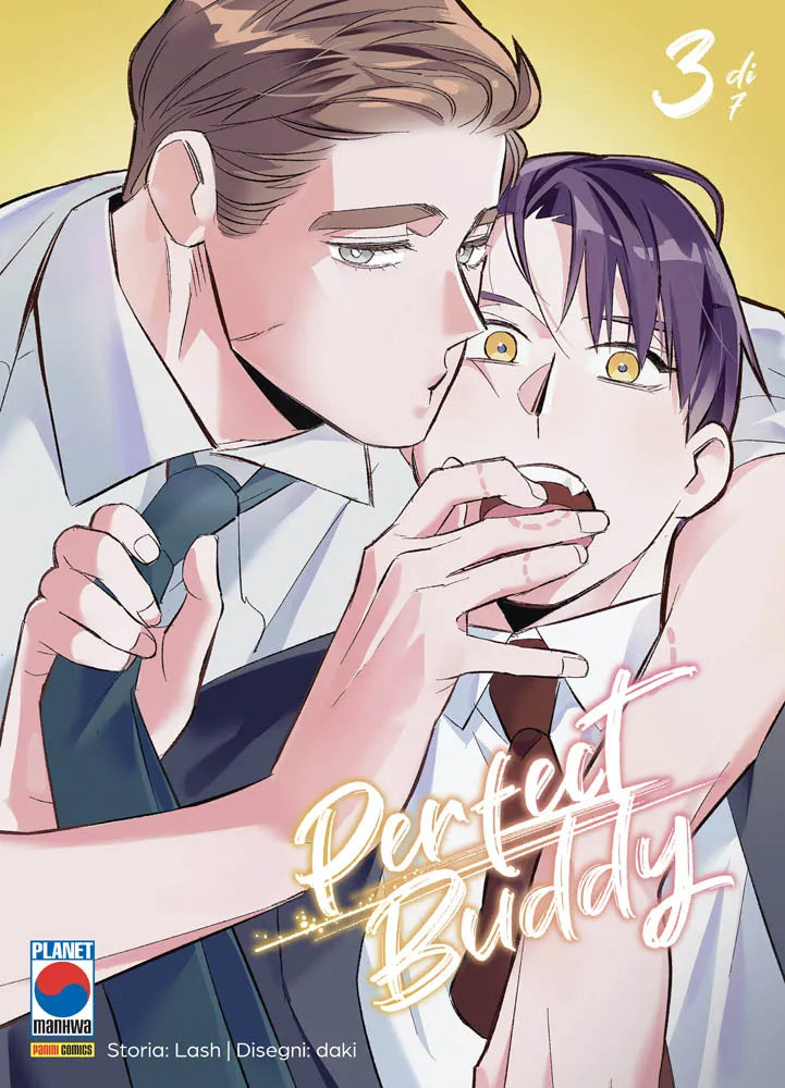 Copertina del terzo volume del manhwa Perfect Buddy, contrassegnata in alto a destra dalla scritta "3 di 7". L'illustrazione ravvicinata mostra i due affascinanti protagonisti in abiti da ufficio: l'uomo a sinistra, dai capelli castani e camicia bianca con cravatta allentata, cinge in un abbraccio da dietro il collega dai capelli viola scuro, baciandogli teneramente la guancia. Quest'ultimo mostra un'espressione visibilmente sorpresa e sbalordita, con grandi occhi dorati spalancati, mentre si porta una mano