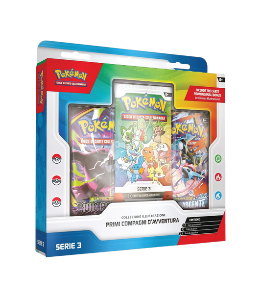 Confezione in italiano della Collezione Illustrazione Primi Compagni d'Avventura Serie 3 del Gioco di Carte Collezionabili Pokémon. La scatola espositiva mostra al centro una busta promozionale Serie 3 decorata con i Pokémon iniziali tra cui Sprigatito, Quaxly, Fuecoco, Mudkip e Torchic, affiancata da due buste di espansione e dai dettagli sui contenuti inclusi.