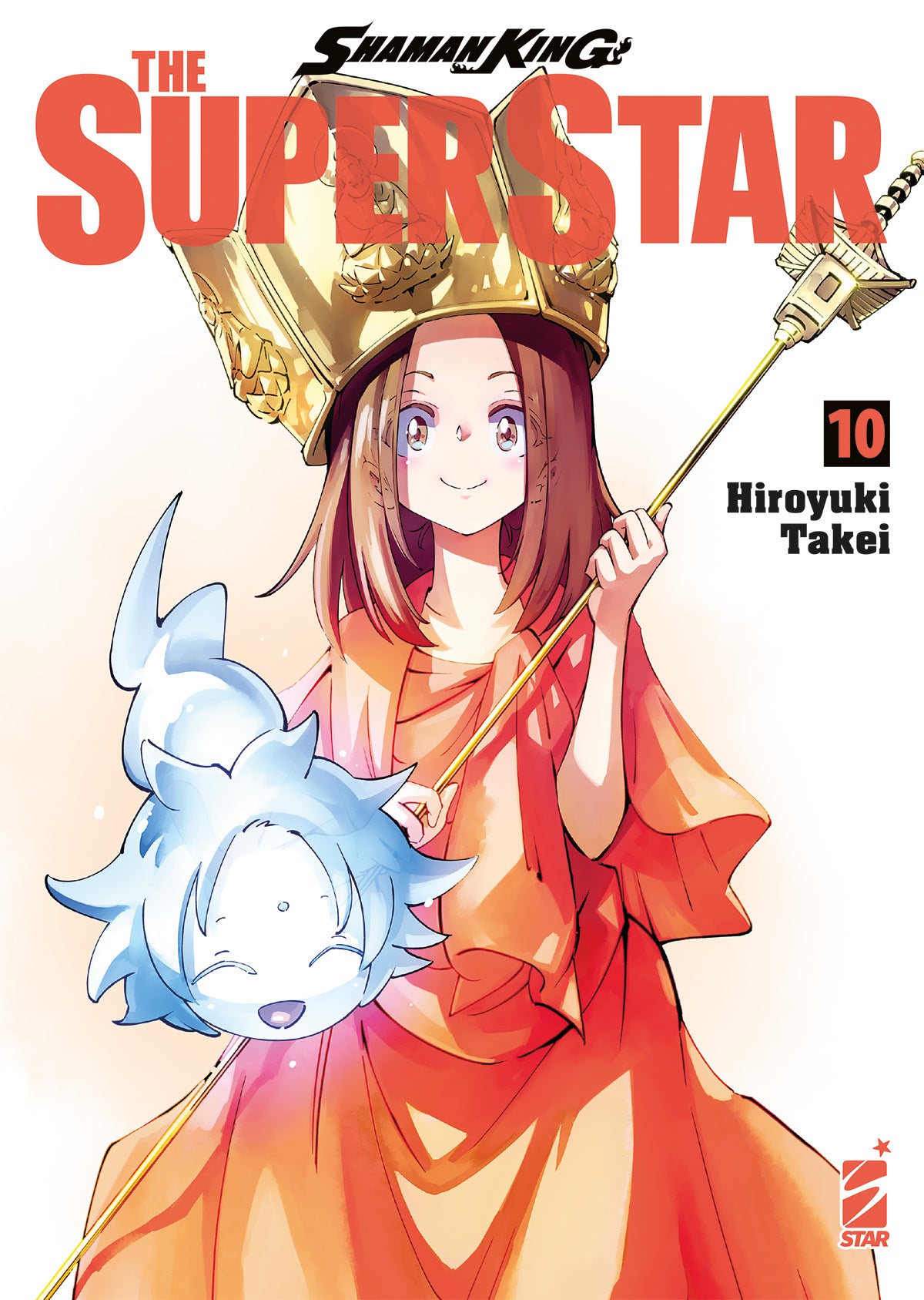 Copertina del decimo volume del manga Shaman King The Superstar, che mostra in primo piano un personaggio sorridente con capelli castani dritti, che indossa un grande copricapo dorato decorato e una tunica arancione mentre impugna uno scettro, affiancato da uno spirito azzurro fluttuante.