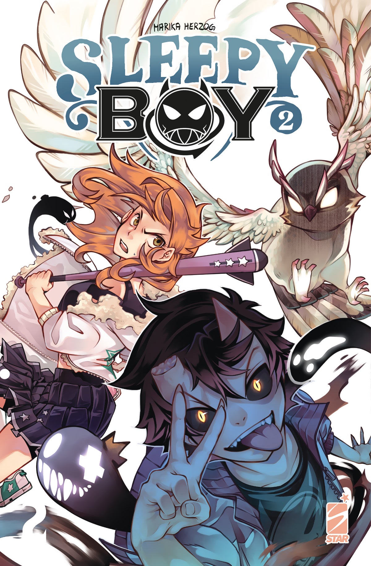 Copertina del manga "Sleepy Boy Vol. 2" edito da Star Comics. In primo piano un ragazzo dalla pelle bluastra fa il segno della pace, mentre dietro una ragazza dai capelli arancio brandisce una mazza da baseball accanto a un grande gufo.
