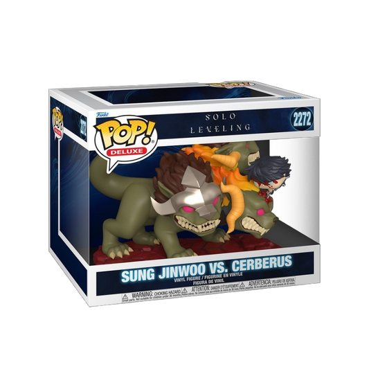 Scatola con finestra del Funko POP! Deluxe numero 2272 raffigurante lo scontro Sung Jinwoo Vs. Cerberus dall'anime e manhwa Solo Leveling. La figure all'interno mostra il gigantesco mostro Cerbero a tre teste con occhi rossi e fauci affilate mentre Sung Jinwoo lo attacca dall'alto arrampicato sopra una delle teste.