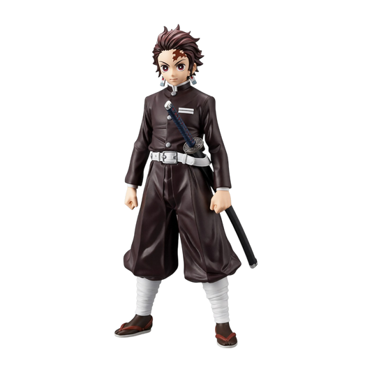 Figure da collezione in PVC di Tanjiro Kamado dalla serie anime 'Demon Slayer: Kimetsu no Yaiba', prodotta da Banpresto. La statuetta ritrae il cacciatore di demoni in piedi in posa fiera con la divisa marrone scuro della Squadra Ammazzademoni, cintura e fasce per le gambe bianche, la spada Nichirin riposta nel fodero al fianco sinistro, la cicatrice sulla fronte e gli orecchini hanafuda.