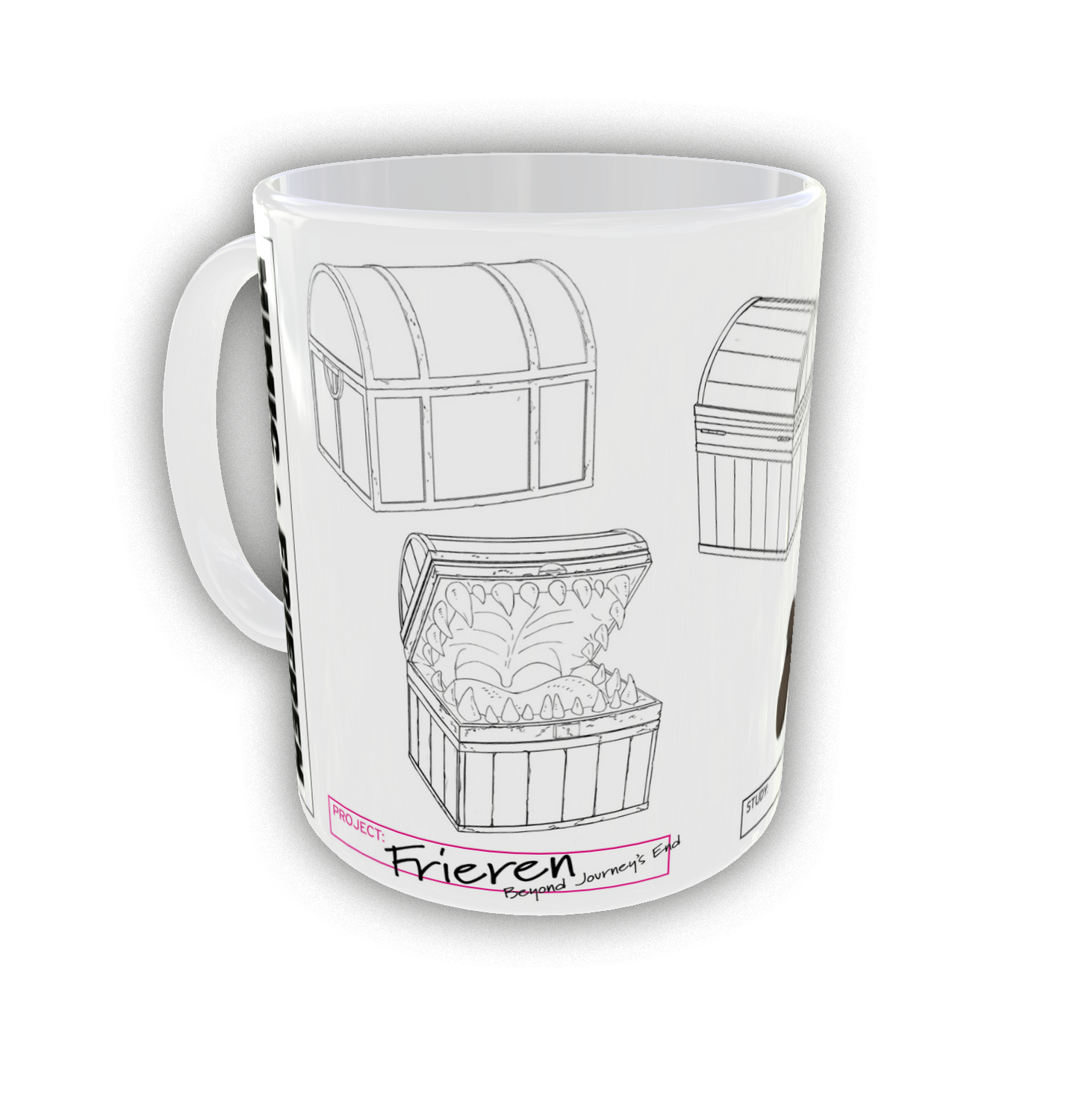 Tazza bianca in ceramica della linea J-Guzu; l'illustrazione mostra il personaggio Frieren con la parte superiore del corpo incastrata dentro un mostro forziere rosso (Mimic) e le gambe che spuntano fuori, sopra la scritta "MIMIC DESIGN".