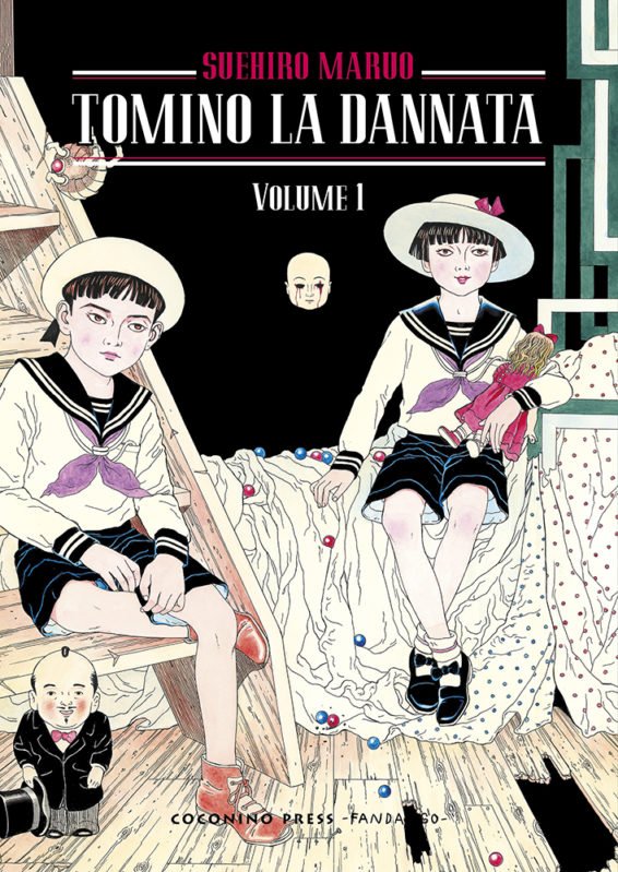 Copertina di Tomino La Dannata Vol. 1 (Coconino Press). Illustrazione di due bambini in divisa alla marinara e cappello bianco; uno tiene una bambola, mentre intorno appaiono figure grottesche e simboli inquietanti.
